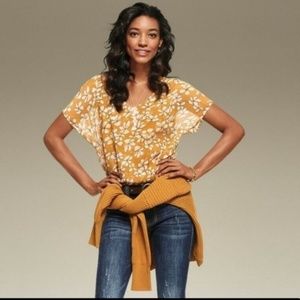 Cabi Thrive Floral Top Fall 2018 Style 3598